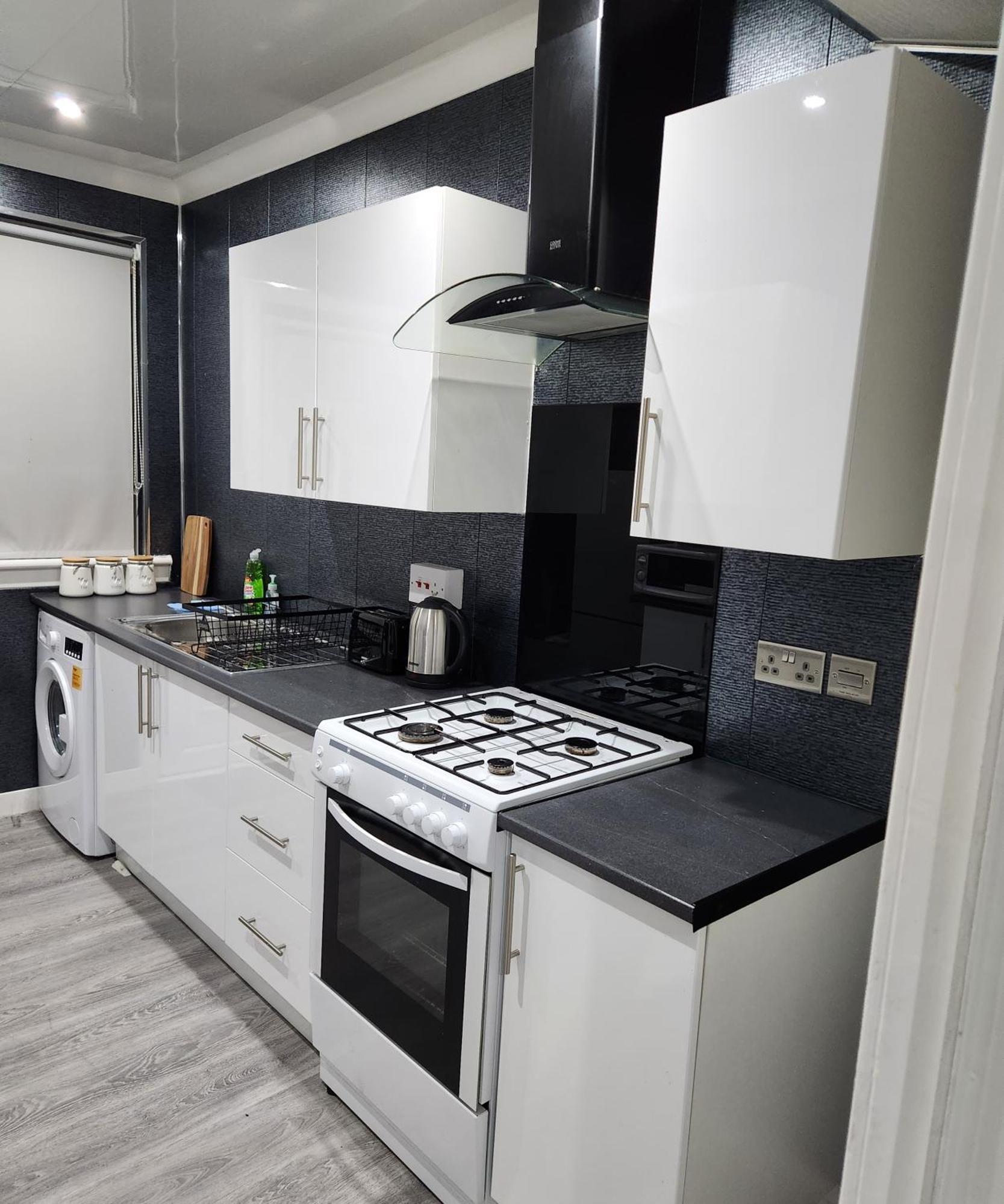 Fm Homes & Apartments 3 Bedroom Motherwell Zewnętrze zdjęcie